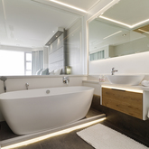 Bayview Apartment 303 - Hermanus Luxury Holiday Homes - Xplorioâ„¢ Hermanus