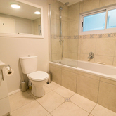 Bayview Apartment 118 - Hermanus Luxury Holiday Homes - Xplorioâ„¢ Hermanus