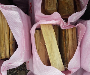 50kg Sakke Hout /Â 50kg Bags of Wood