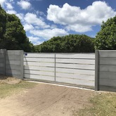 Vibracrete Fence - The Beach House Hub - Xplorioâ„¢ L'Agulhas
