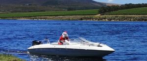 22 December 2021: Santa on Water