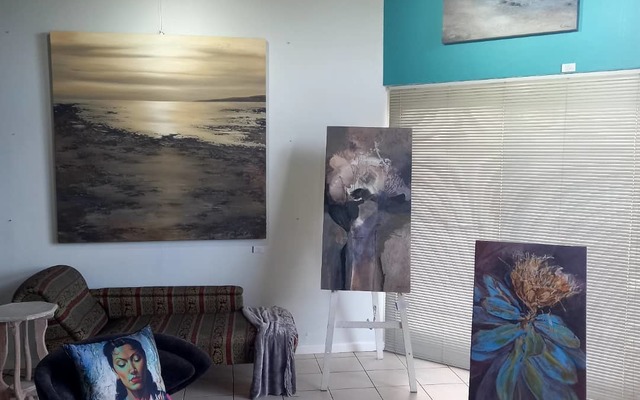 abstract paintings by isobel knox