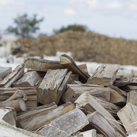 Braai Wood - Fynbos Pole Depot Struisbaai - Xplorioâ„¢ Struisbaai