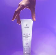 IMAGE ILUMA Intense Brightening Exfoliating Cleanser