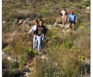 Heuningberg op saam met die Eco Rangers