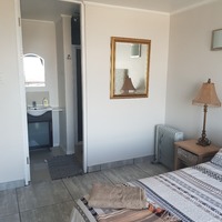 Ensuite Bathroom - Bellavista @ Baleana Bay - Xplorioâ„¢ Gansbaai 