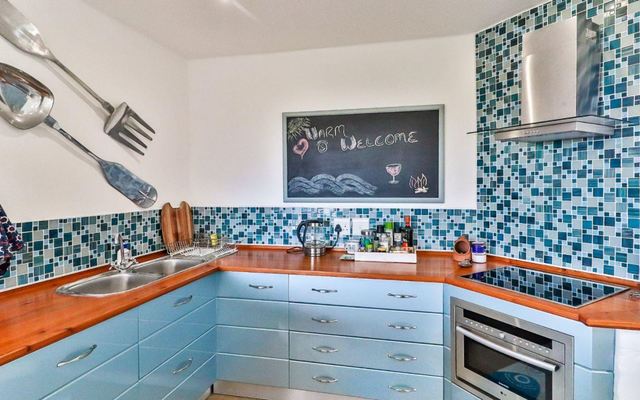 seeff_3_bed_kitchen_1646396003