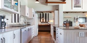 Kitchen_1562083213_1649322339