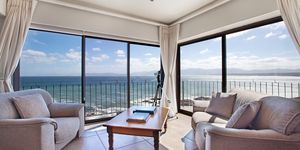 Livibg_area_with_seaview_1562083305_1649322338