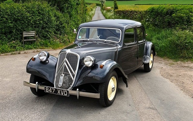 Citroen_11CV_1650367460