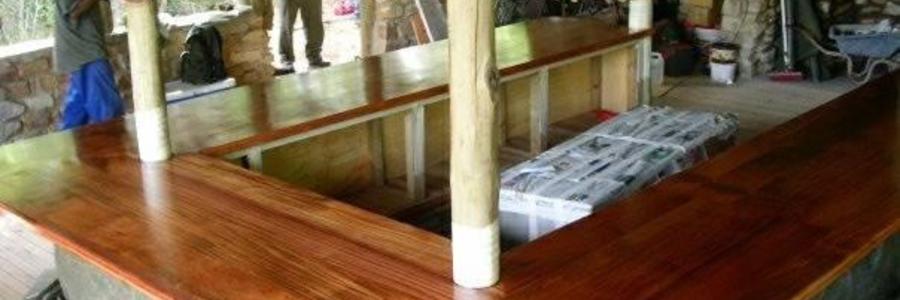 Wooden_Bar_Counter_1650968288