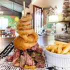 Burger and Onion Rings - Café Stanford - Xplorio™ Stanford Burger and Onion Rings - Café Stanford - Xplorio™ Stanford