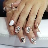 White nails - Desert Rose - Beauty Studio - Xplorioâ„¢ Villiersdorp