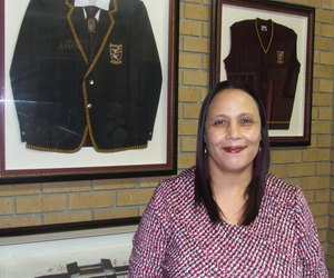 Gansbaai Academia kry â€˜ou handâ€™ as Skoolhoof: Carien Fortuin