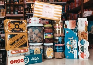 Seafood Products Available atÂ Dal-Italia Delicatessen