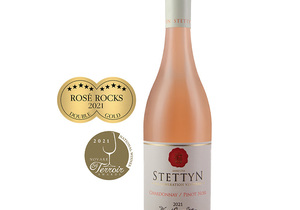 Saturday | Sunday Weekend Tasting: Stettyn Chardonnay / Pinot Noir
