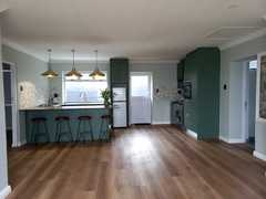 Recent Aspen Vinyl Installation:Â European Oak