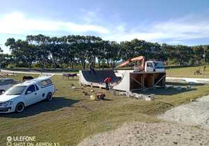 Gamco Helps Get Skateboard Ramp Set Up In Gansbaai!