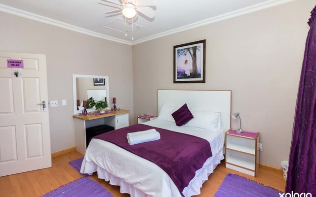 The_white_house_pearly_lavender_fields_upstairs_new_1512570180_1657195298