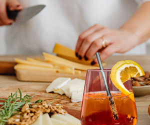 Apericena atÂ Dal-Italia Delicatessen