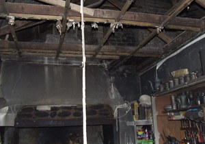 Traumatiese Brand Laat Vroue Verslae