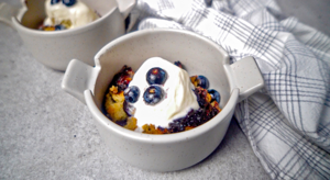 Recipe: Crunchy Berry Crumble