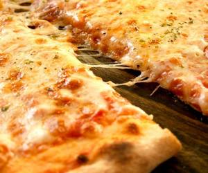 PizzaÂ in Pringle Bay