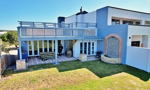 R4,999,000 | 3 Bedroom House For Sale in Struisbaai