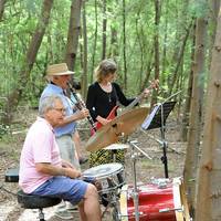 Entertainment - Greyton Rose Fair - Xplorioâ„¢ Greyton / Genadendal
