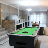 Entertainment Area - The Vintage Crane Guest House - Xplorioâ„¢ Caledon