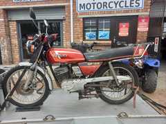 Suzuki GP125 Motorbike Check-up