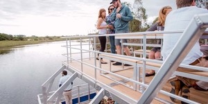 lady_stanford_guests_sightseeing_top_deck_1519734938_1666097569