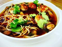 Spring Onion and Coriander Chicken Meatballs