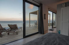 Whale_Gin_spotter_image_3_1667227632