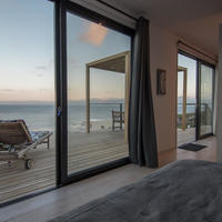 Whale & Gin Spotter - Xplorioâ„¢ Gansbaai 