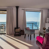 Whale & Gin Spotter - Xplorioâ„¢ Gansbaai 