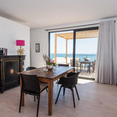 Whale & Gin Spotter - Xplorioâ„¢ Gansbaai 