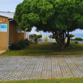 Main House - Rest and Sea Self-catering - Xplorioâ„¢ Gansbaai