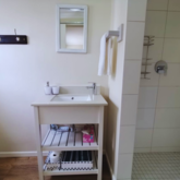 Second Bathroom - Rest and Sea Self-catering - Xplorioâ„¢ Gansbaai