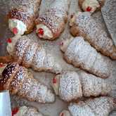 Cannoli - Flower Bakery - Xplorioâ„¢ Riviersonderend
