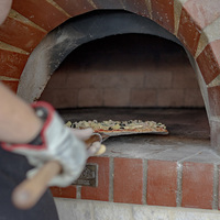 Woodfired Pizza - Trawlers Pizza - Xplorioâ„¢ Gansbaai 