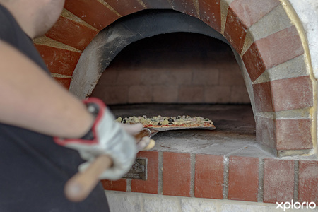 gansbaai_take_away_trawlers_pizza_pizaa_with_wood_fire_copy_1669019017