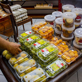 Pre-packed Fruit - Die Markie LaBoucherie - Xplorioâ„¢ Gansbaai 