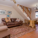 Superior Suite Lounge - Saxon Lodge - Xplorioâ„¢ Gansbaai 