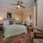 Protea Standard Double - Saxon Lodge - Xplorioâ„¢ Gansbaai 