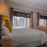 Da Gama - Saxon Lodge - Xplorioâ„¢ Gansbaai 