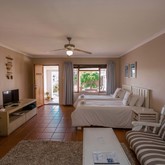 Beachcomber Family Room - Saxon Lodge - Xplorioâ„¢ Gansbaai 