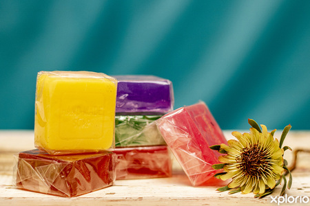 pringle_bay_restaurants_fynbos_enterprises_hand_made_bees_wax_soaps_1670799212